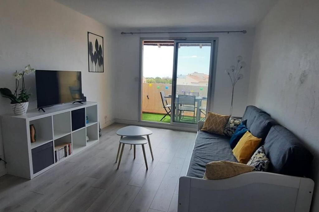 Superbe Appartement Avec Balcon Vue Mer ! Carqueiranne Exterior foto